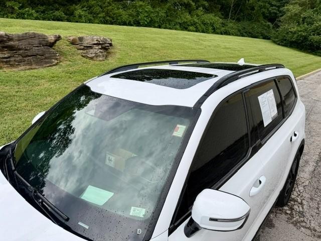 Kia Telluride Vehicle Full-screen Gallery Image 04