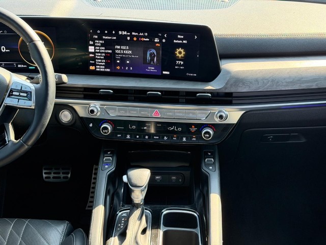 Kia Telluride Vehicle Full-screen Gallery Image 11