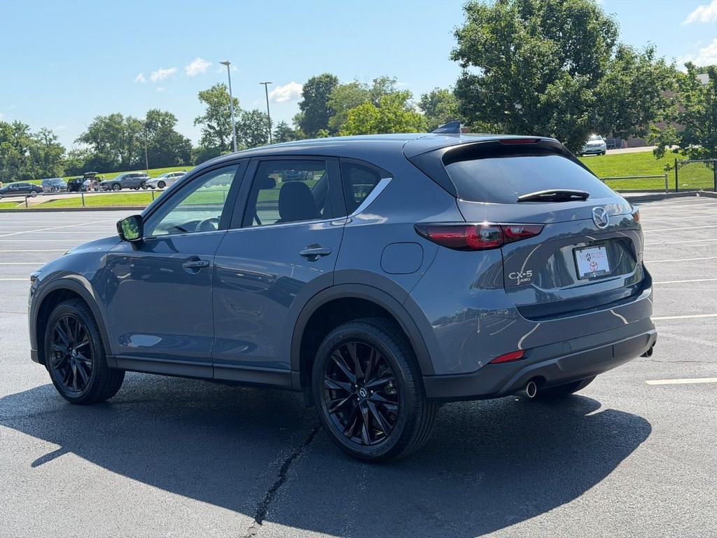 Mazda CX-5 Vehicle Full-screen Gallery Image 06