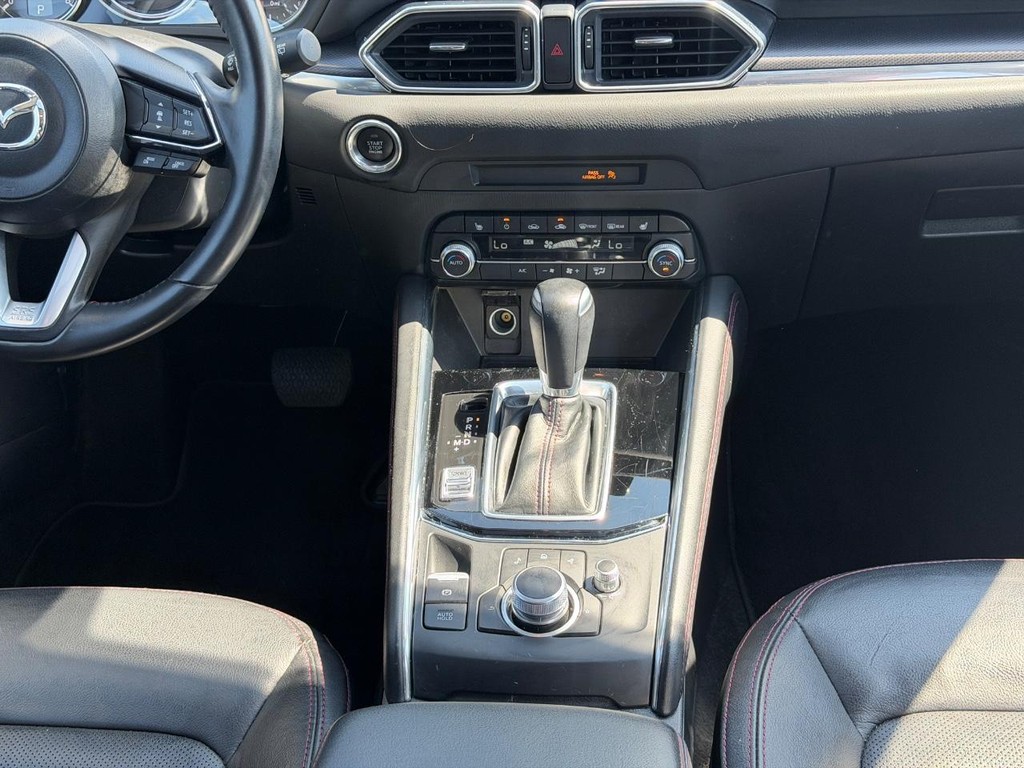 Mazda CX-5 Vehicle Full-screen Gallery Image 14
