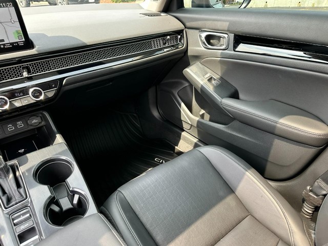 Honda Civic Sedan Vehicle Full-screen Gallery Image 15