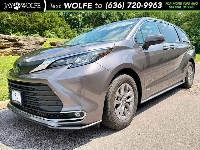Ballwin MO 2021 Toyota Sienna more details - toyota sienna