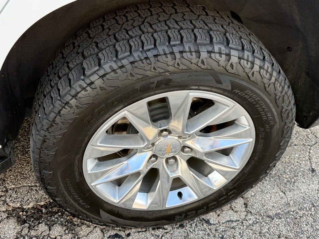 Chevrolet Tahoe Vehicle Full-screen Gallery Image 08