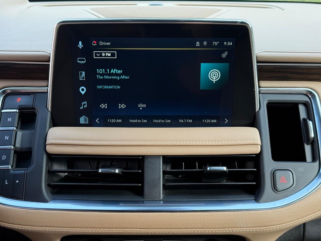 Chevrolet Tahoe Vehicle Full-screen Gallery Image 14
