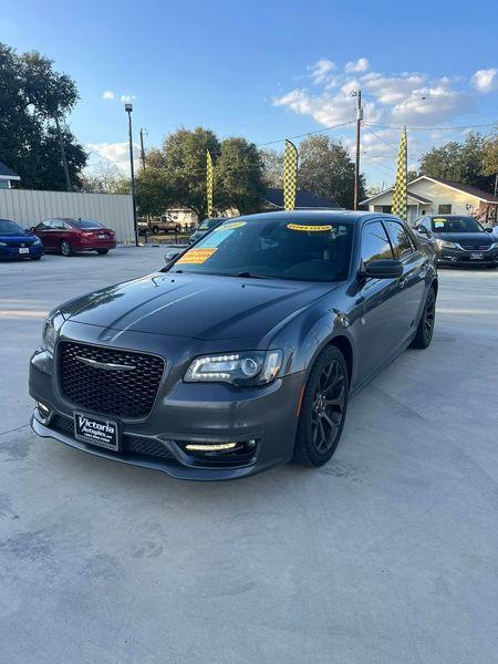 more details - chrysler 300