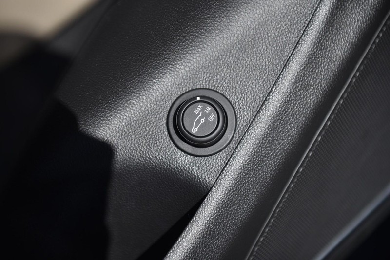Buick Envision Vehicle Image 09