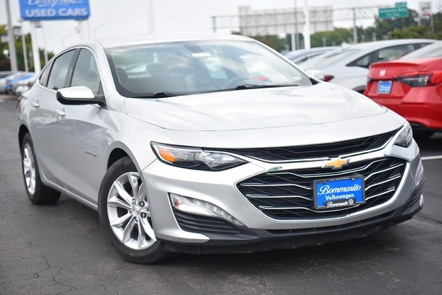 Used 2019 Chevrolet Malibu 1LT with VIN 1G1ZD5ST1KF107258 for sale in Hazelwood, MO