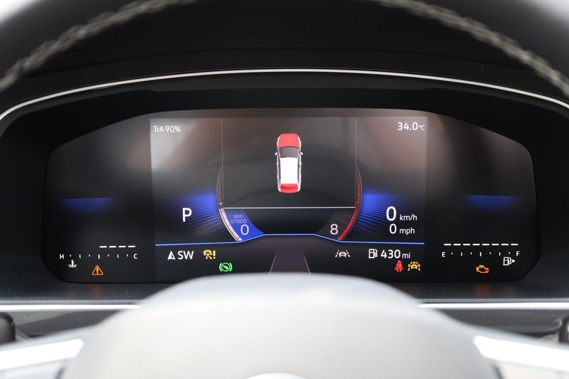 Volkswagen Tiguan Vehicle Image 12