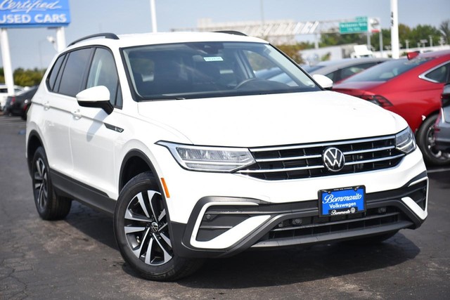 Used 2023 Volkswagen Tiguan S with VIN 3VVFB7AX9PM128433 for sale in Hazelwood, MO