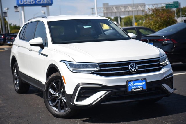 Used 2023 Volkswagen Tiguan SE with VIN 3VV3B7AX2PM108141 for sale in Hazelwood, MO