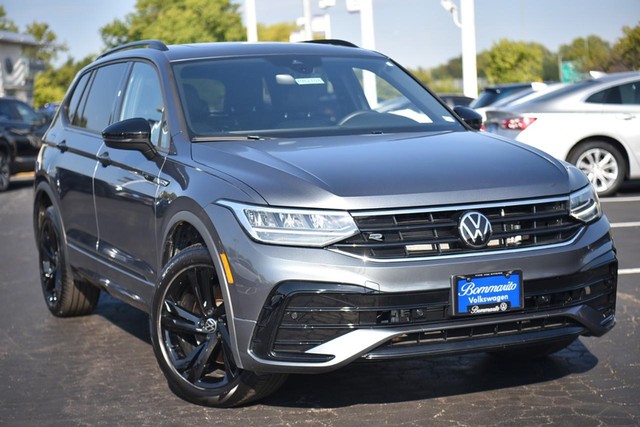 Used 2023 Volkswagen Tiguan SE R-LINE BLACK with VIN 3VVCB7AX7PM045246 for sale in Hazelwood, MO