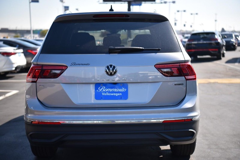 Volkswagen Tiguan Vehicle Image 06