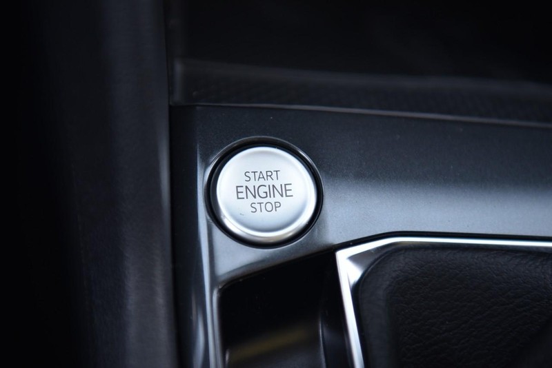 Volkswagen Tiguan Vehicle Image 17