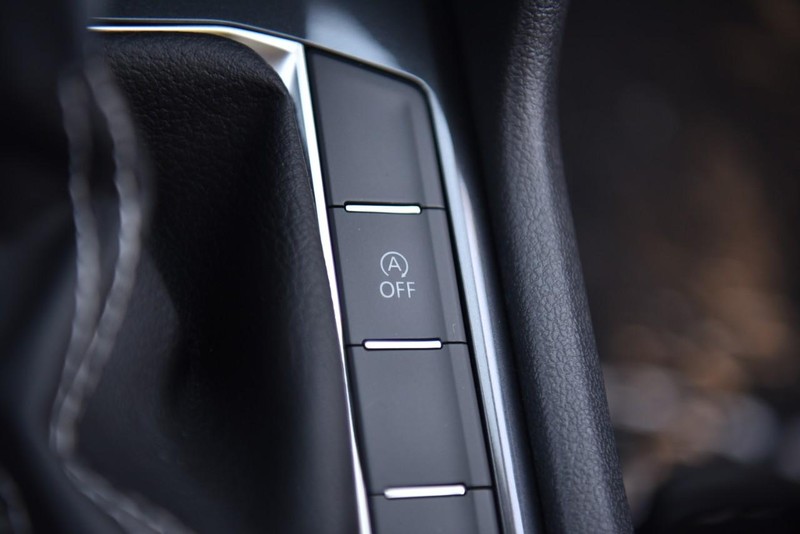 Volkswagen Tiguan Vehicle Image 19