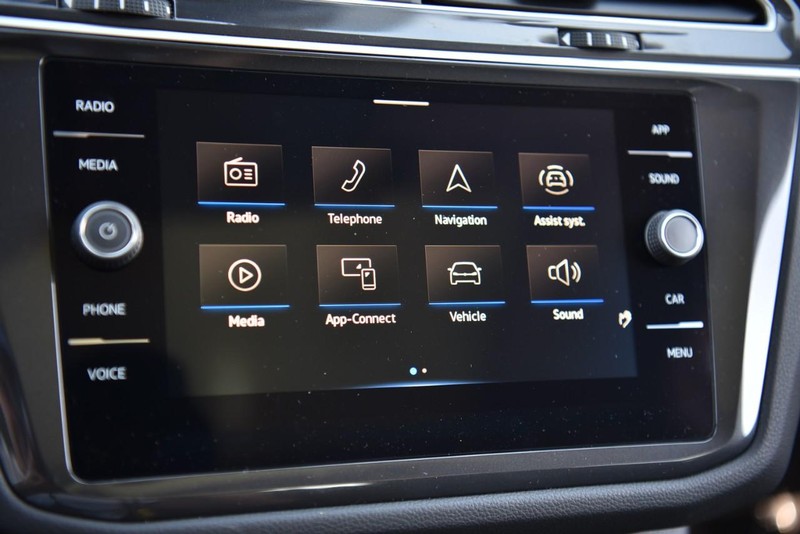 Volkswagen Tiguan Vehicle Image 20