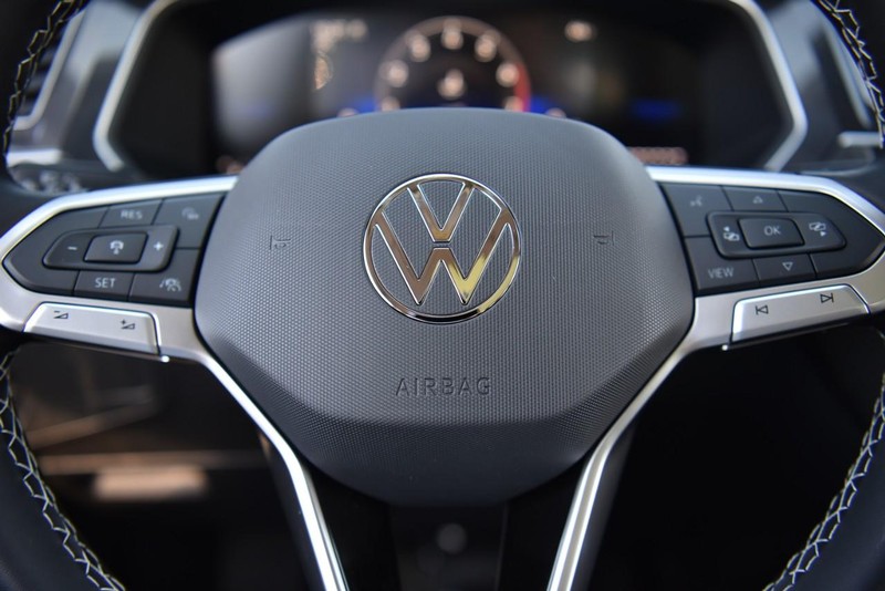Volkswagen Tiguan Vehicle Image 21