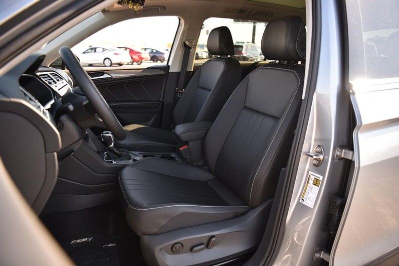 Volkswagen Tiguan Vehicle Image 22