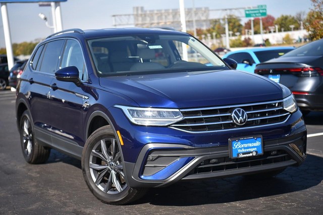 Used 2023 Volkswagen Tiguan SE with VIN 3VV3B7AXXPM100868 for sale in Hazelwood, MO