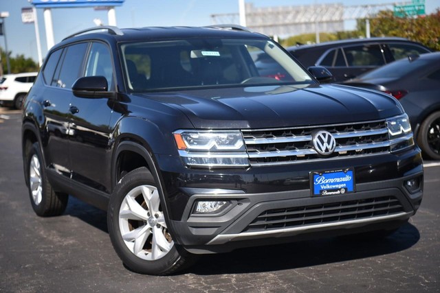 Used 2019 Volkswagen Atlas SE with VIN 1V2DR2CA5KC553203 for sale in Hazelwood, MO