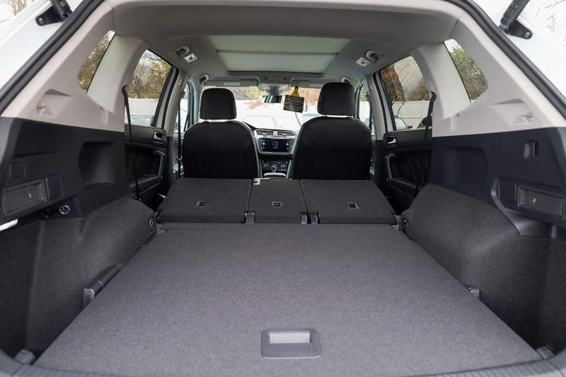 Volkswagen Tiguan Vehicle Image 09