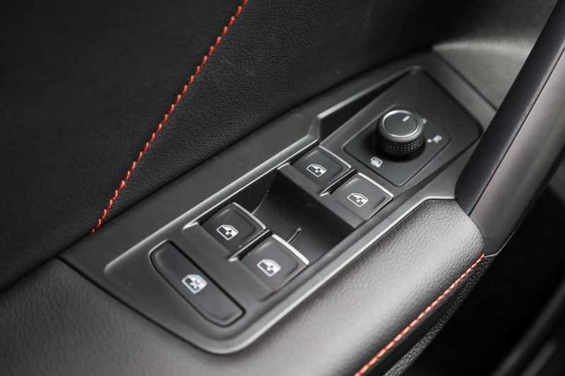 Volkswagen Tiguan Vehicle Image 22