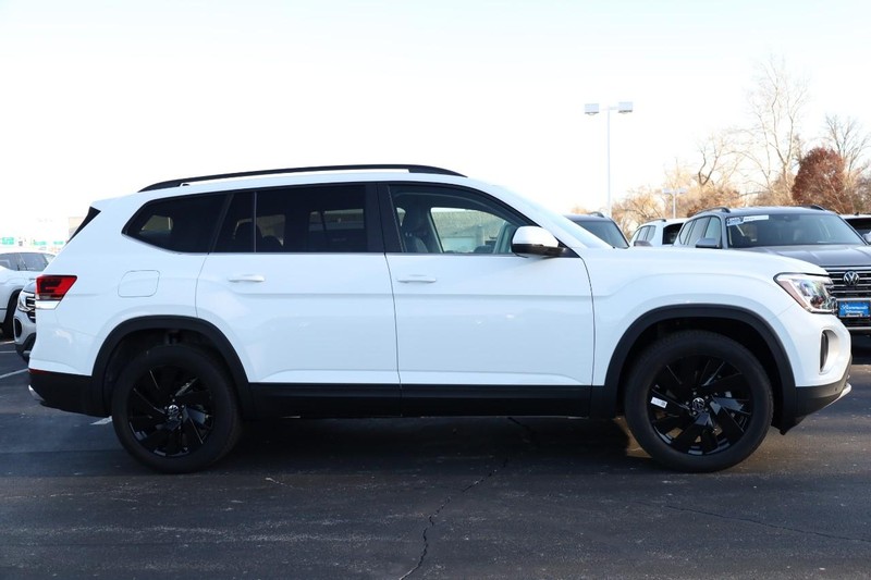 Volkswagen Atlas Vehicle Image 06