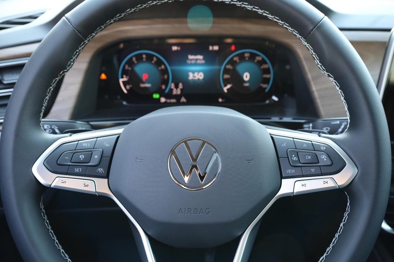 Volkswagen Atlas Vehicle Image 16