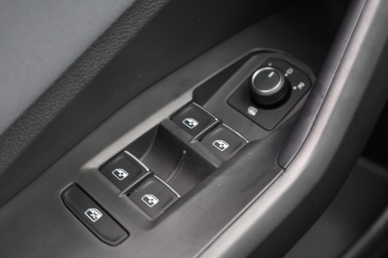 Volkswagen Jetta Vehicle Image 20
