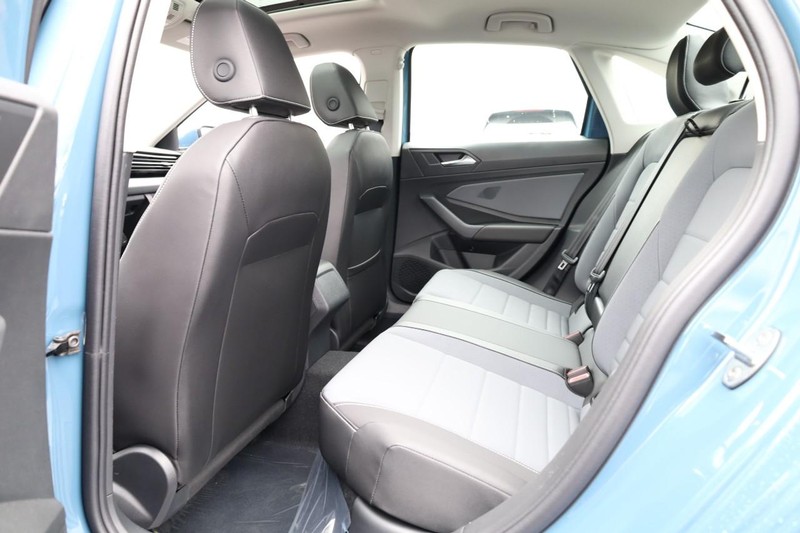 Volkswagen Jetta Vehicle Image 22
