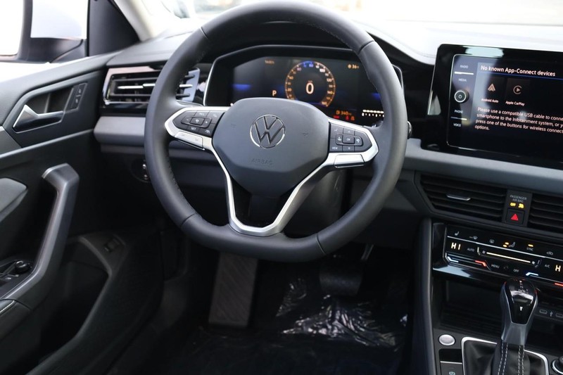 Volkswagen Jetta Vehicle Image 25