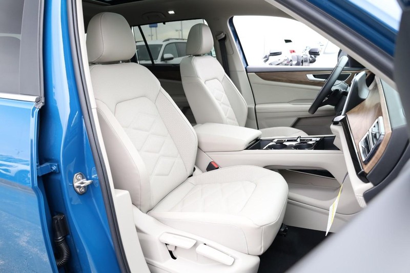 Volkswagen Atlas Vehicle Image 32