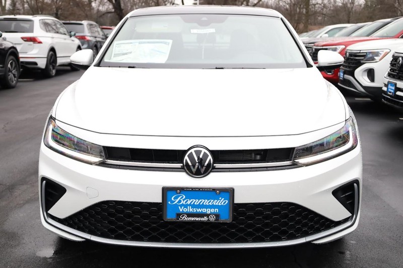 Volkswagen Jetta Vehicle Image 05