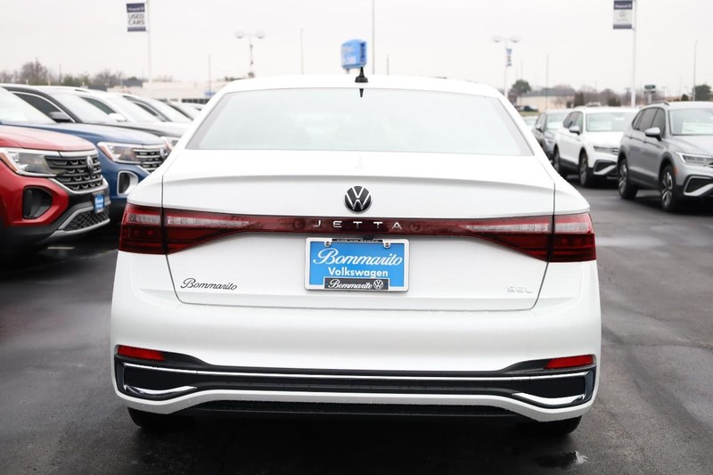 Volkswagen Jetta Vehicle Image 07