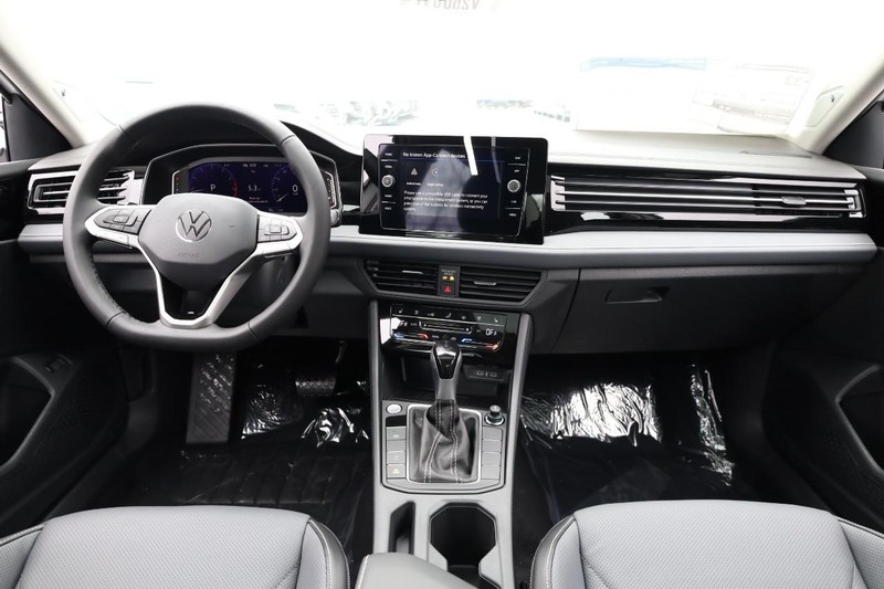 Volkswagen Jetta Vehicle Image 25