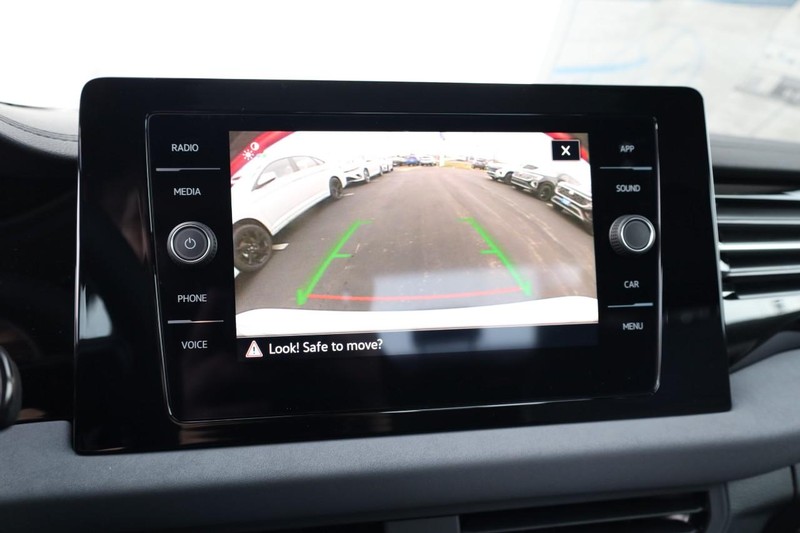 Volkswagen Jetta Vehicle Image 13