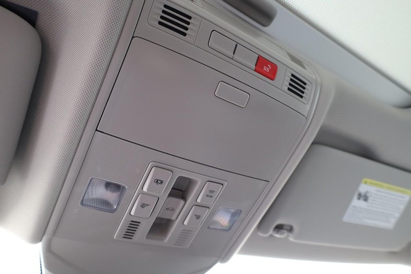 Volkswagen Jetta Vehicle Image 17