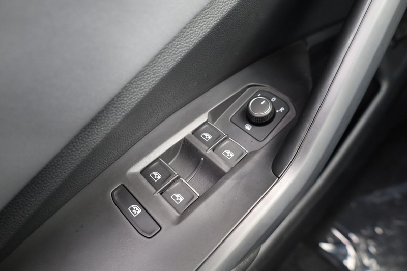 Volkswagen Jetta Vehicle Image 19
