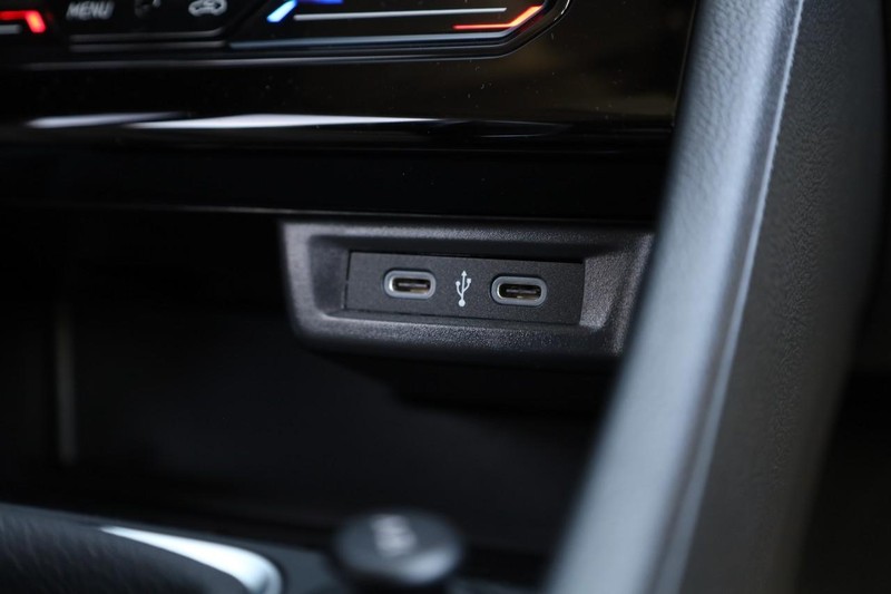 Volkswagen Jetta Vehicle Image 16