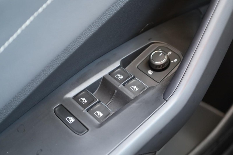 Volkswagen Jetta Vehicle Image 19