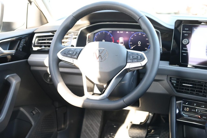 Volkswagen Jetta Vehicle Image 24