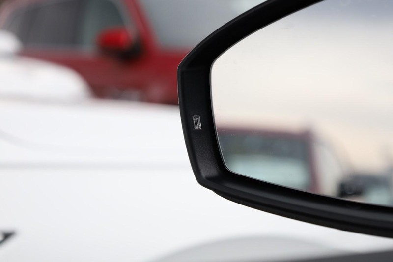 Volkswagen Tiguan Vehicle Image 21