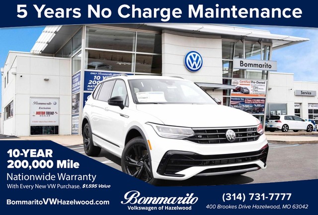 2024 Volkswagen Tiguan 2.0T SE R-LINE BLACK at Bommarito VW in Hazelwood MO