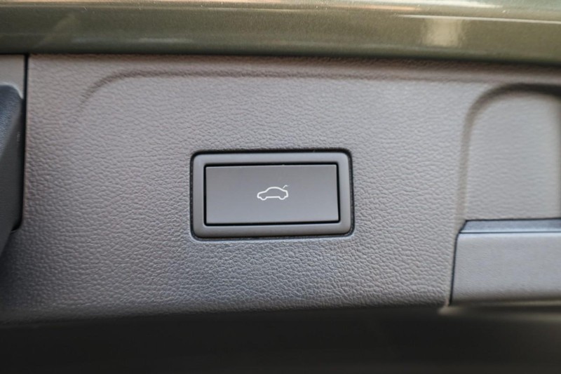 Volkswagen Atlas Vehicle Image 11
