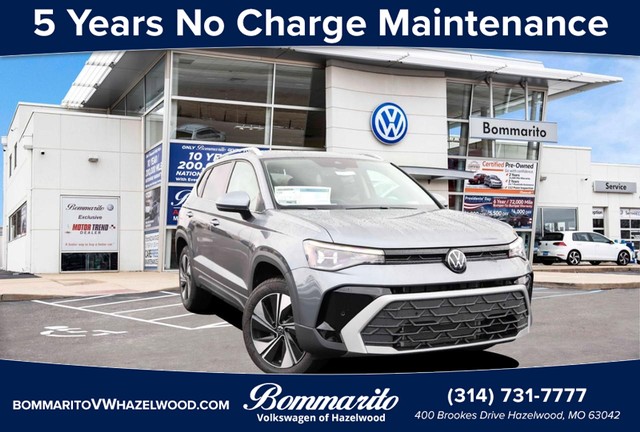 2025 Volkswagen Taos SE at Bommarito VW in Hazelwood MO