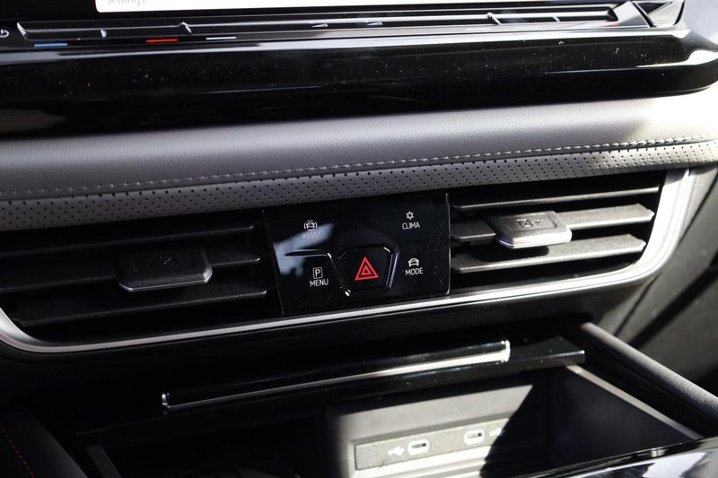 Volkswagen Atlas Vehicle Image 13