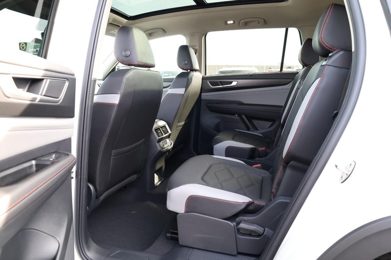 Volkswagen Atlas Vehicle Image 21
