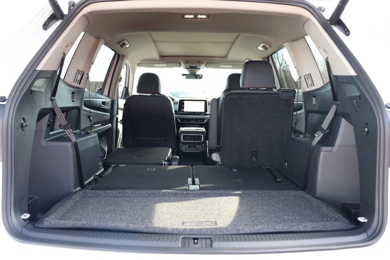 Volkswagen Atlas Vehicle Image 30