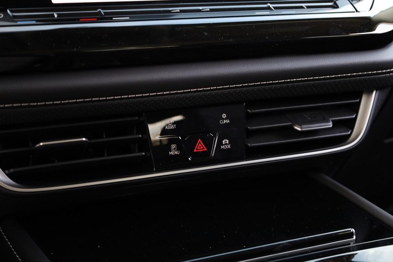 Volkswagen Atlas Vehicle Image 17