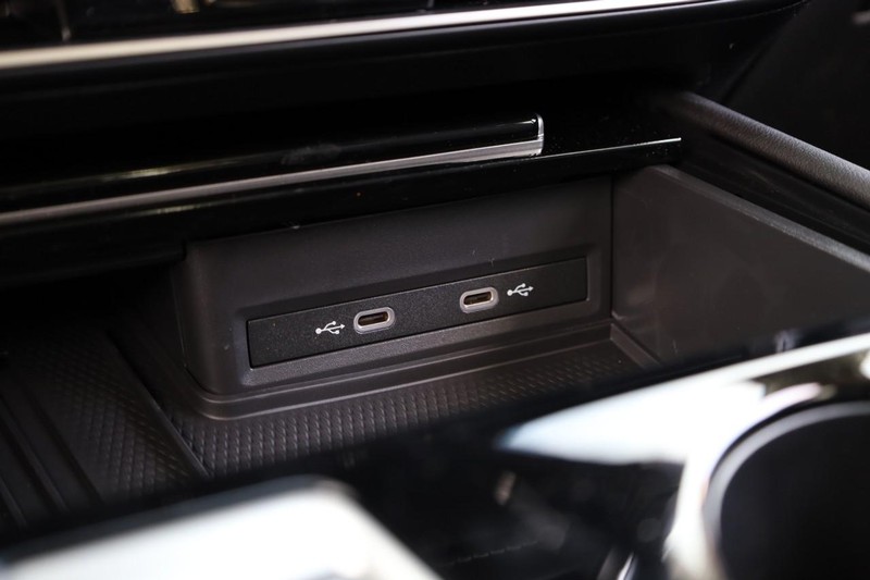 Volkswagen Atlas Vehicle Image 18