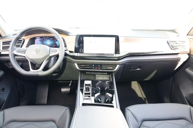 Volkswagen Atlas Vehicle Image 29